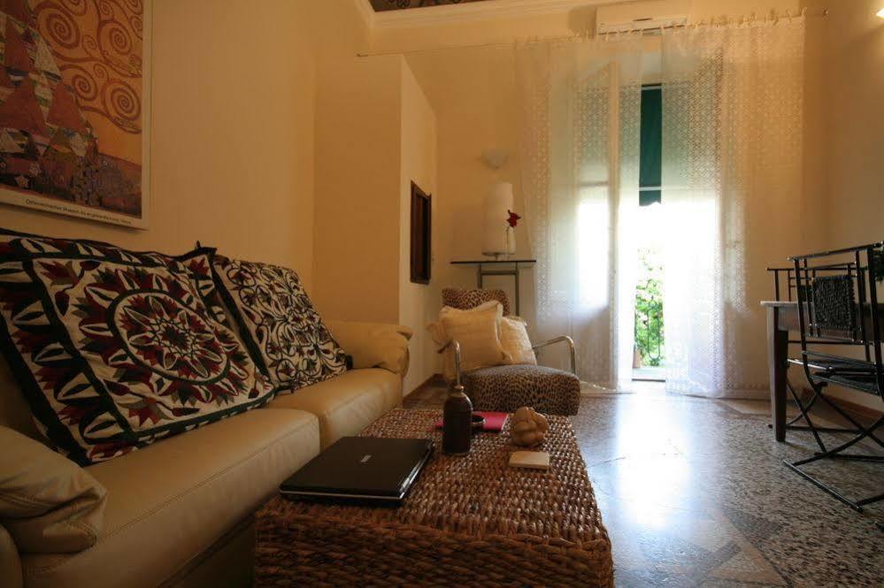B&B Emily'S Rooms Florence Exterior photo